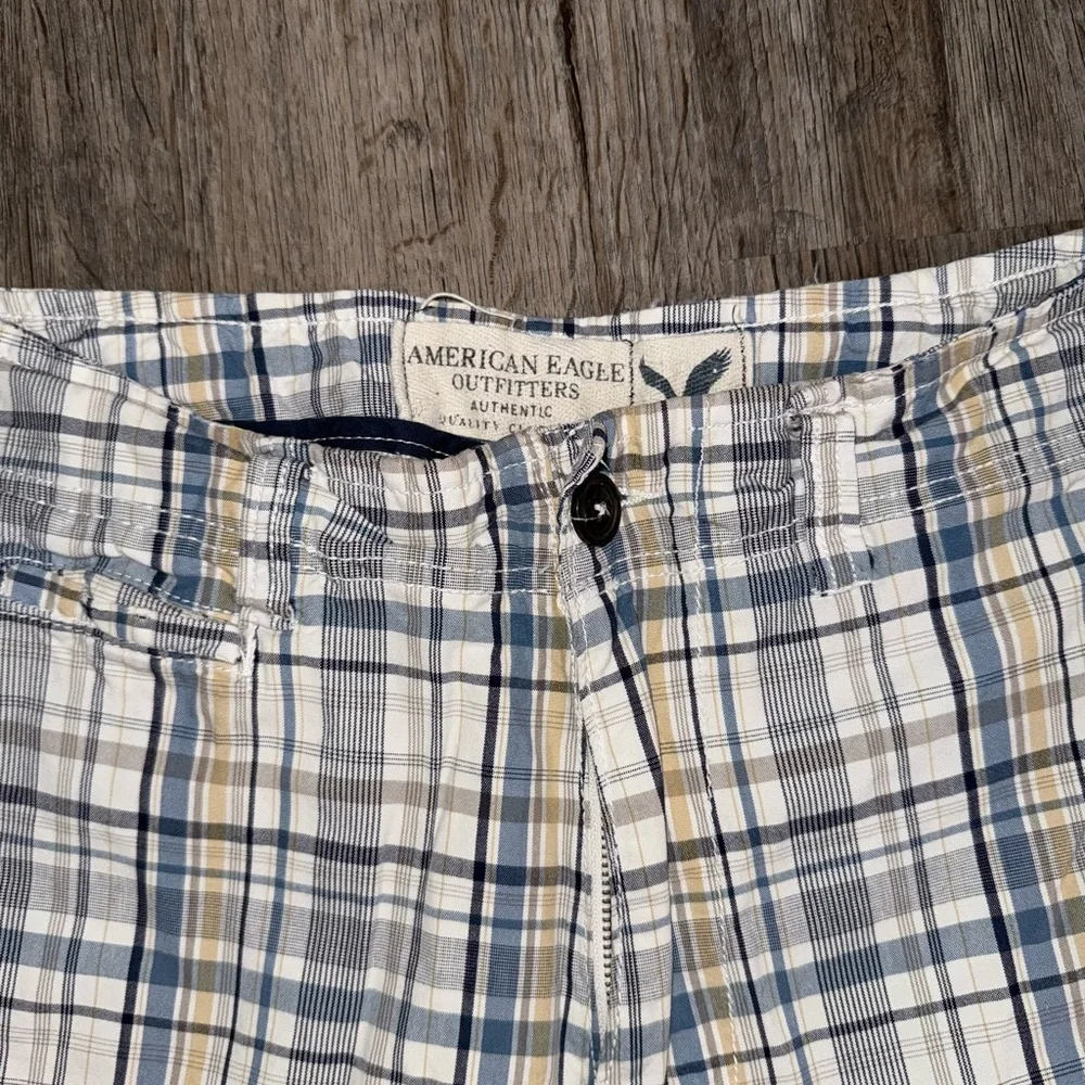 Y2K American Eagle Plaid Shorts - Picture 4 of 8